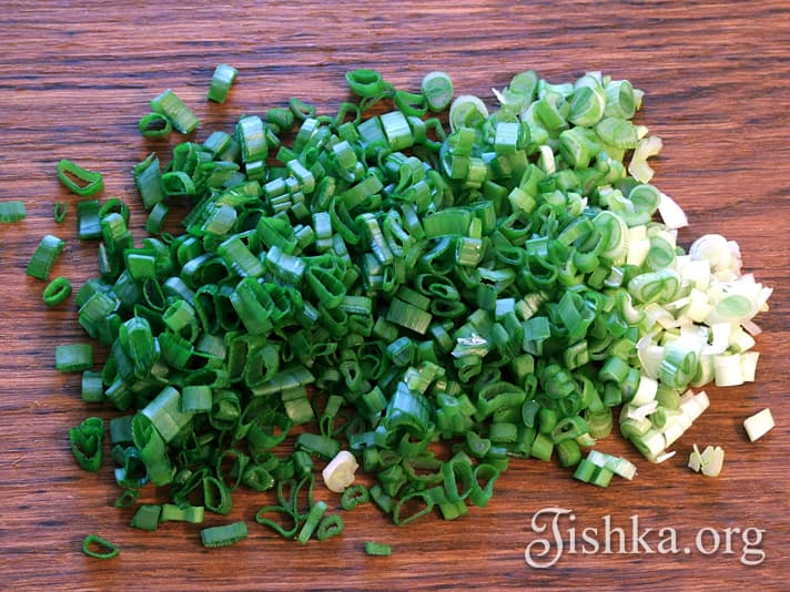 Салат из консервированных кальмаров - Кулинарный пошаговый рецепт с фото.